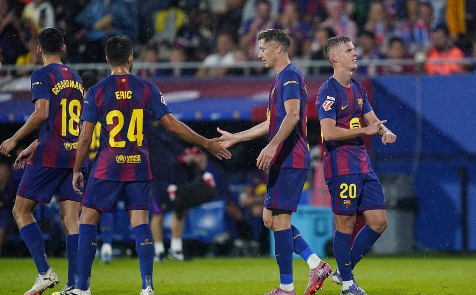 巴萨进攻火, 巴塞罗那对 巴萨进攻火, 巴塞罗那对