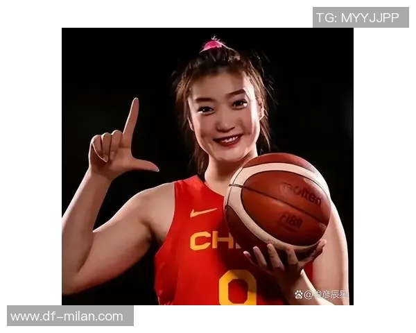 与张隆平和分手,李梦被甩?直播暗示独身,状况受影响单场得0分